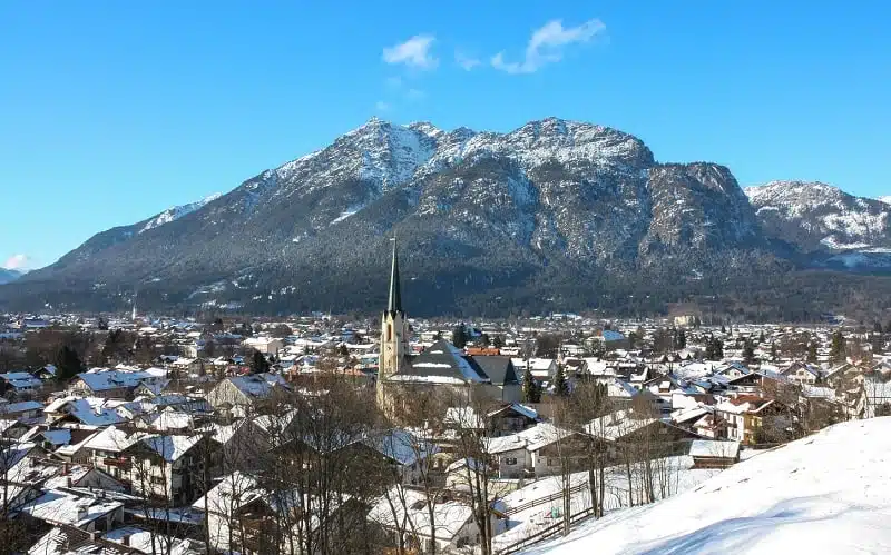 Skier à Garmisch avec AlpAddict