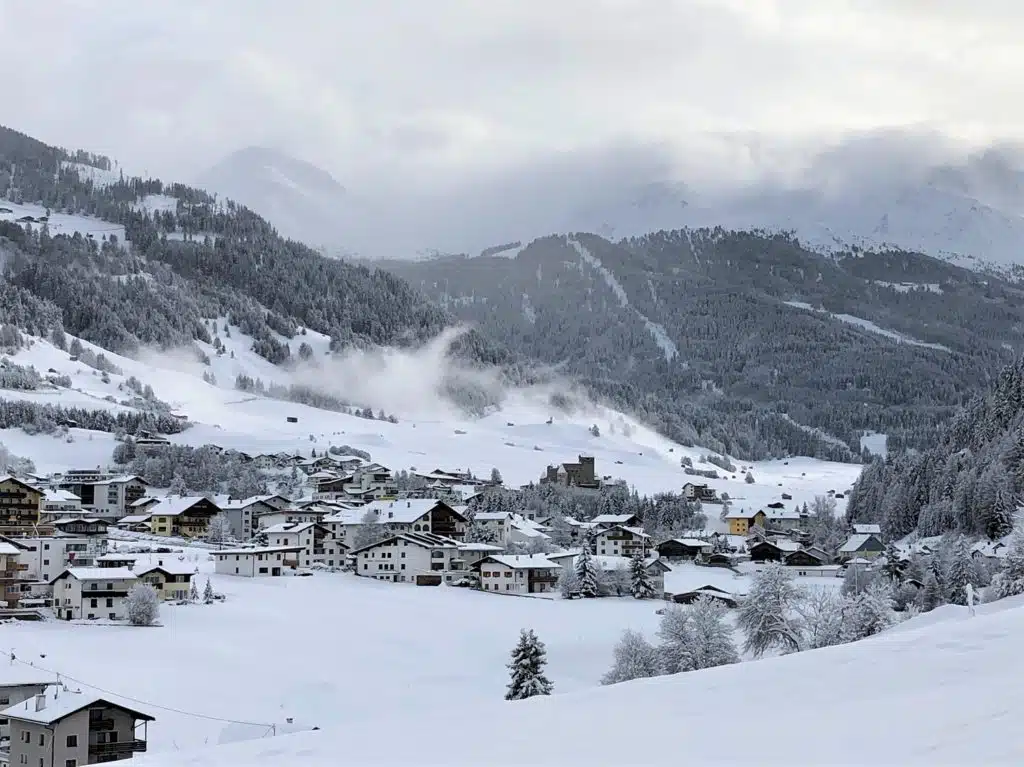 Skier à Nauders avec AlpAddict