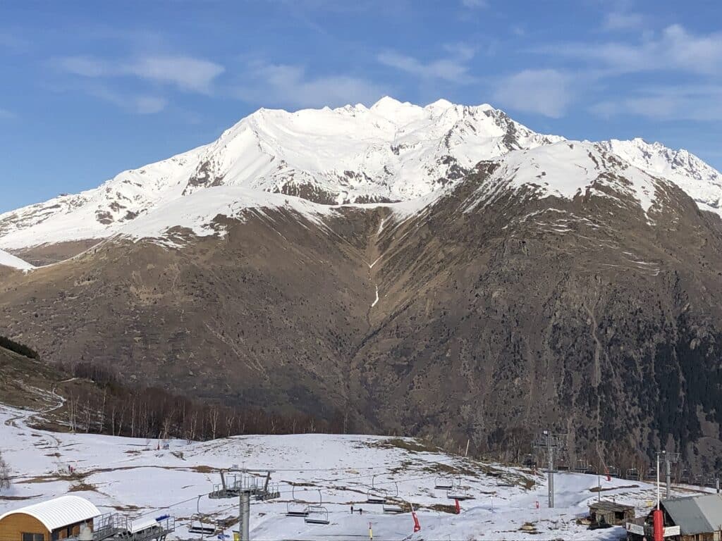 Adret sans neige aux Deux Alpes