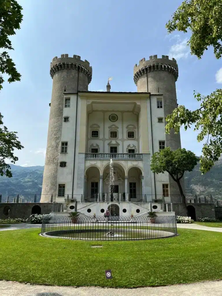 Châteaux de la Vallée d'Aoste