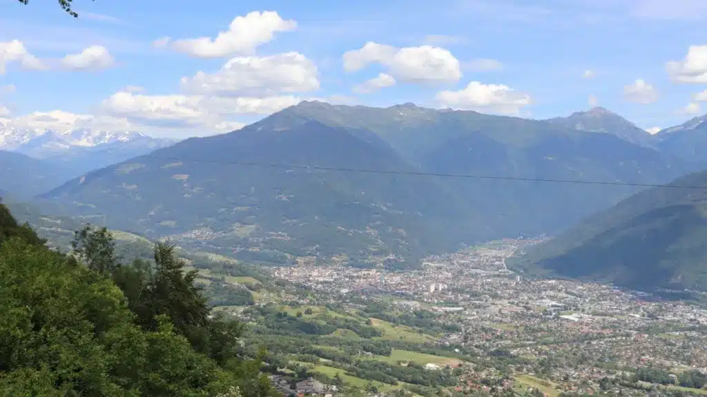 Panorama d'Albertville en été