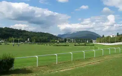 L&rsquo;hippodrome d&rsquo;Aix les Bains, cet amour des chevaux remontant à la Belle Epoque