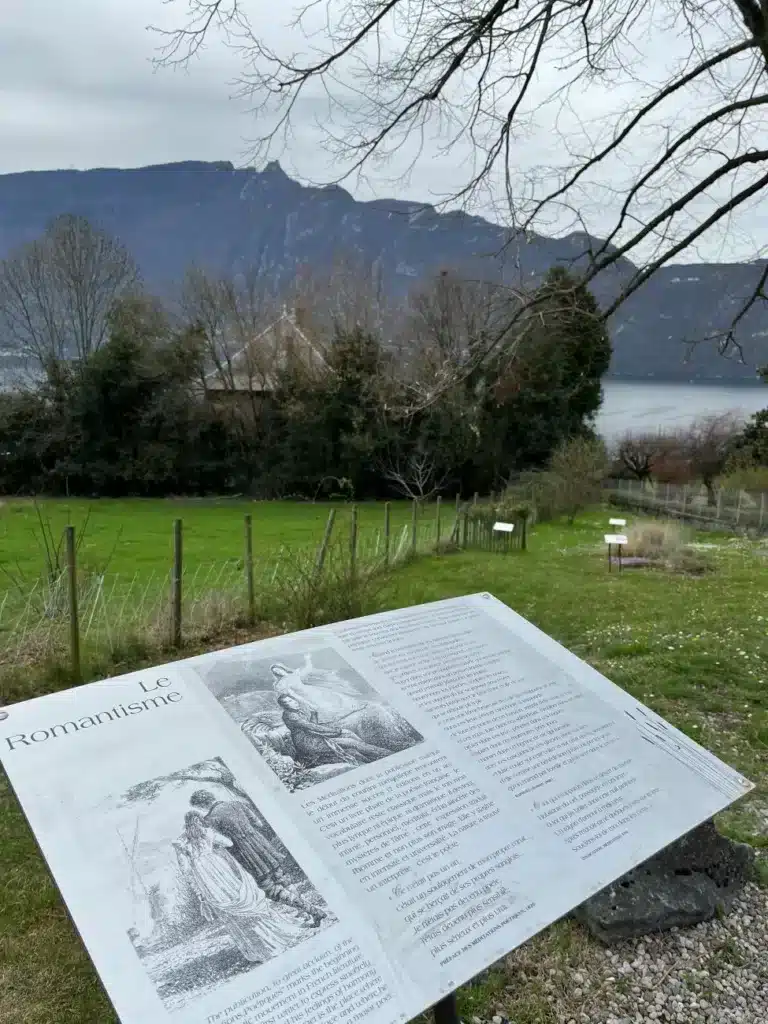 Où se trouve la colline de Lamartine à Tresserve?