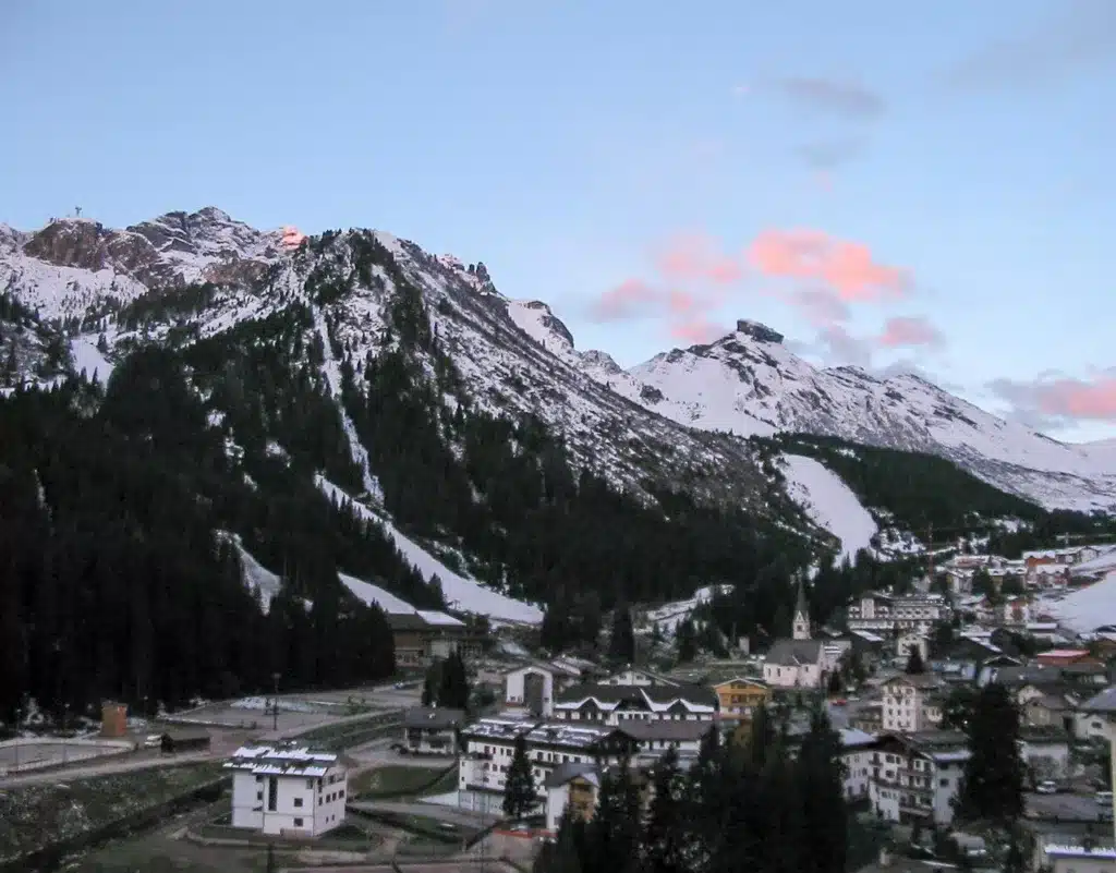 Dernières neiges à Arabba en hiver