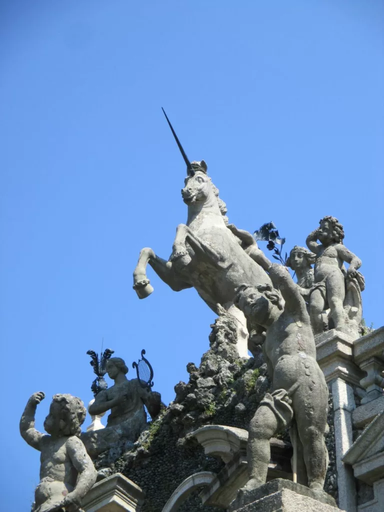 Quel est l'emblème des Borromée? La licorne